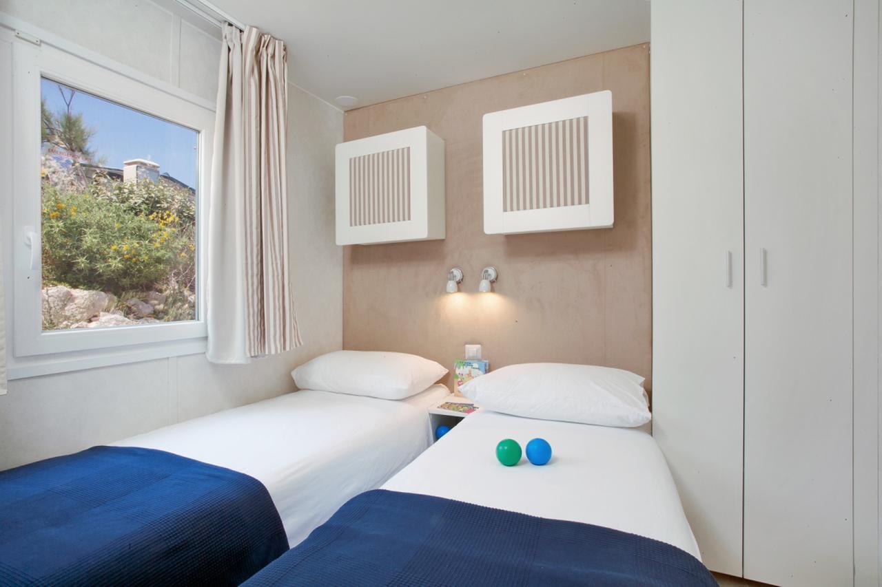 Marina Home for 4+2
